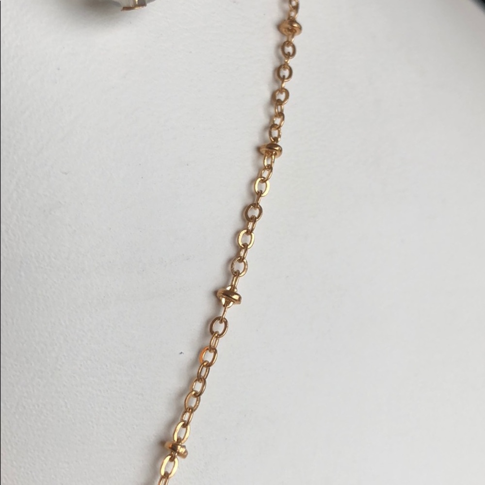 Necklace 🌼 - Picture 4 of 5